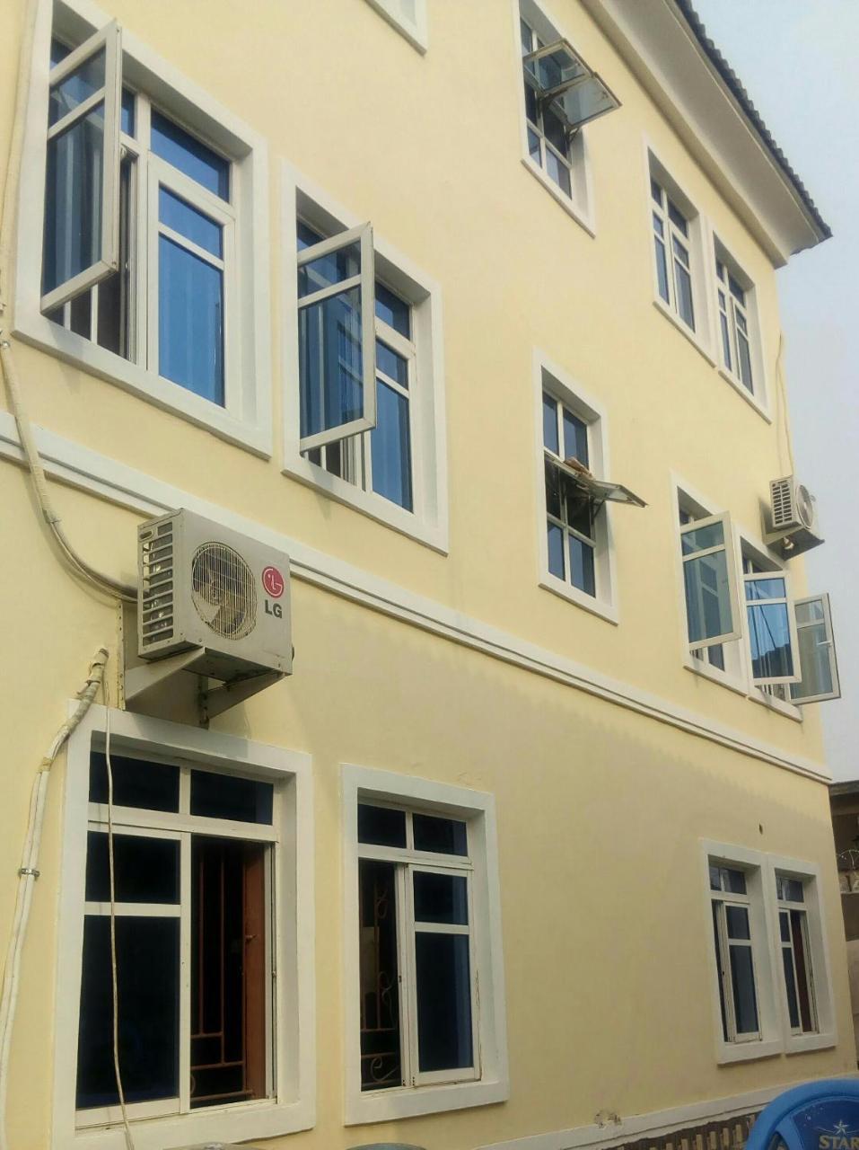 Fara Hotel & Suites Lagos Exterior photo